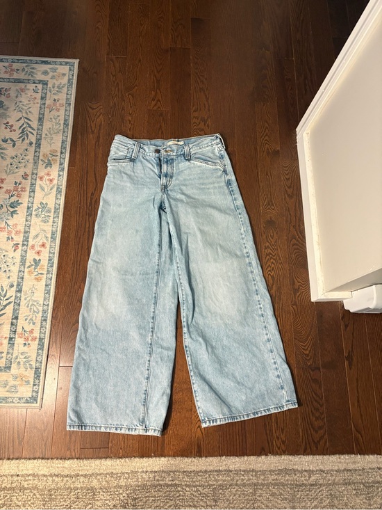Denim - Wide Leg Light Wash Women's Jeans